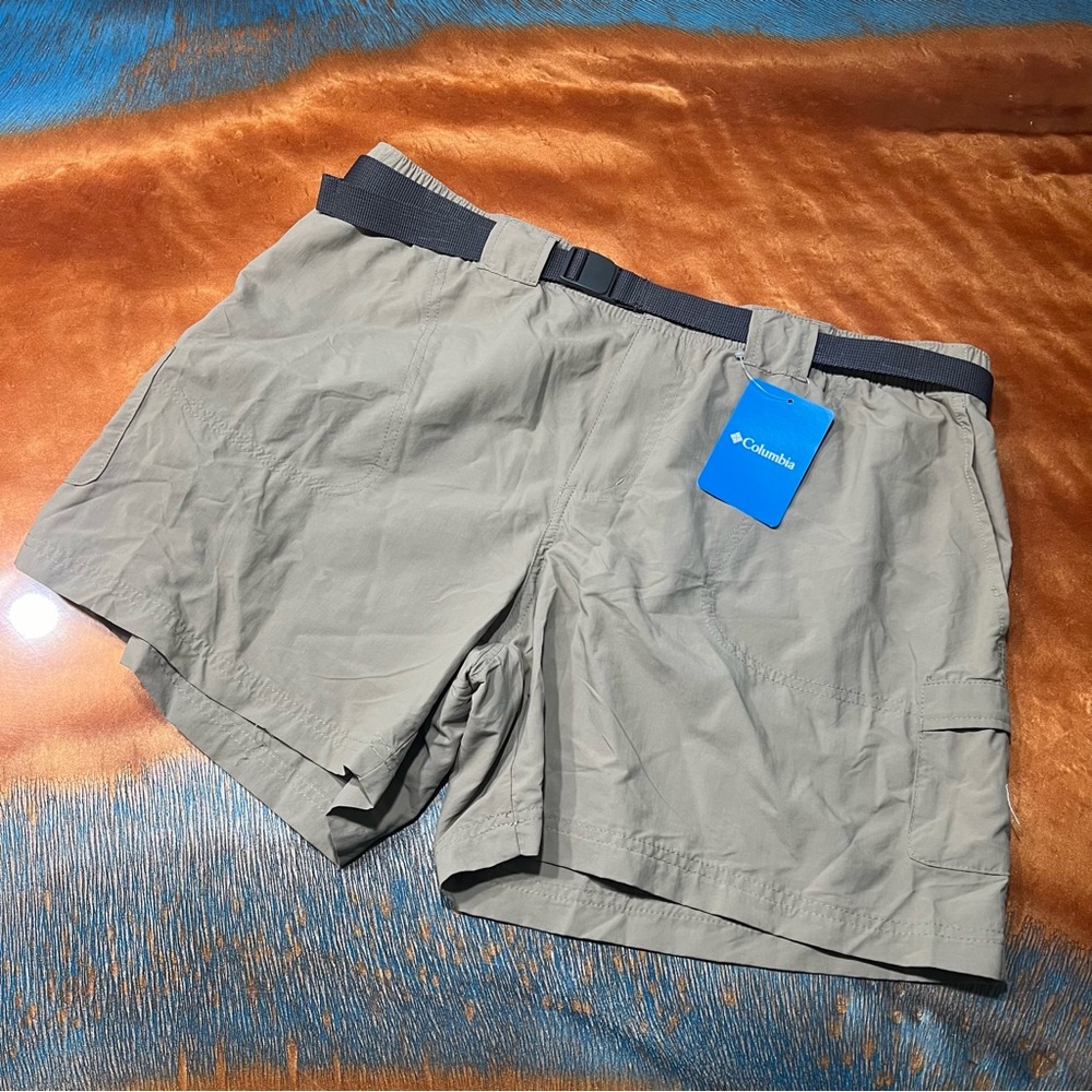 NWT Columbia Sandy River Cargo Shorts Tan Khaki XL 6” belted - Picture 2 of 8